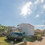 Charming Dokoza - Two Bedroom With Terrace Vir