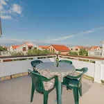 Charming Dokoza - Two Bedroom With Terrace Apartamento *