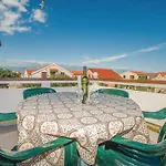 Charming Dokoza - Two Bedroom With Terrace *