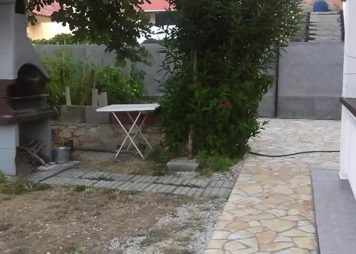 Charming Dokoza - Two Bedroom With Terrace Lägenhet