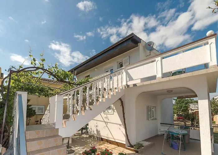 Charming Dokoza - Two Bedroom With Terrace