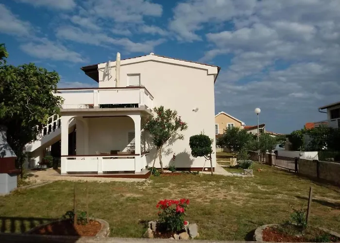 Charming Dokoza - Two Bedroom With Terrace